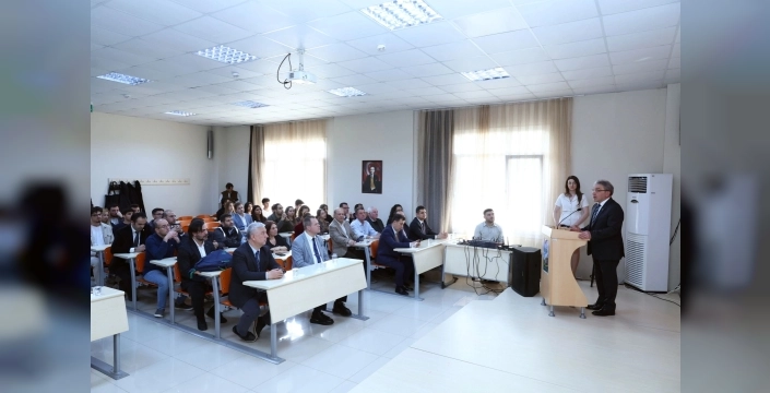 İzmir'de yenilenebilir enerji çalıştayı gerçekleştirildi