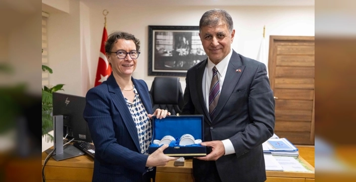 İzmir, Fransa şehirleriyle ilişkilerini güçlendiriyor