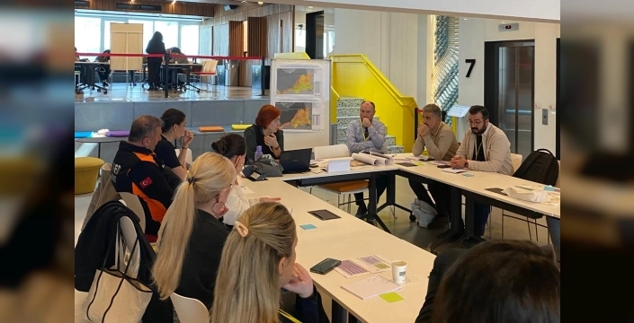 İzmir'in iklim geleceği için paydaş çalıştayı düzenlendi