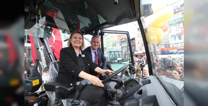 İzmit Belediyesi'nden dev adım: Araç filosunu 345'e çıkardı, hedef 400!