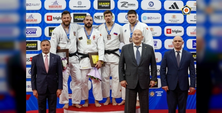 Kağıtspor'dan Madalya Yağmuru: Kocaeli Gururlanıyor!