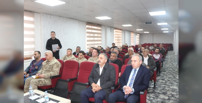 Karlıova'da bal verimliliğini artırma çabaları: Arıcılar ve yöneticiler masada