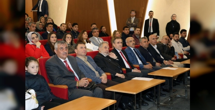 Kayseri Talas'ta atıklar sanata dönüşüyor