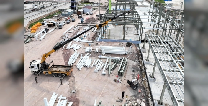 Kocaeli'de dev sosyal yaşam merkezi yükseliyor: İnşaat tüm hızıyla sürüyor