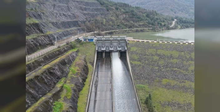 Kocaeli'den Sapanca Gölü'ne su aktarımı başladı