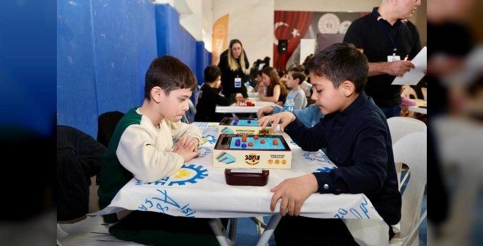 Kocaeli Gebze'de 8. Türkiye Akıl ve Zeka Oyunları Turnuvası coşkuyla yapıldı