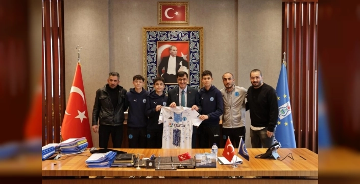 Kütahyaspor U-15, namağlup şampiyon olarak büyük gurur yaşattı