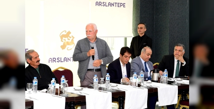 Malatya muhtarlarıyla buluşan Başkan Er: Numarataj 'sil baştan', 20 taziye evi yapılıyor!