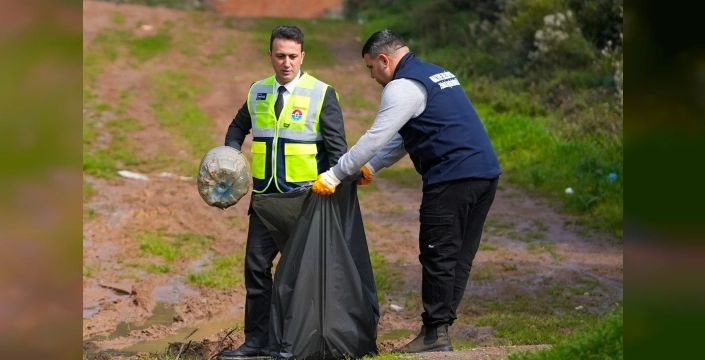 Maltepe'de gönüllülerle çevre temizliği seferberliği