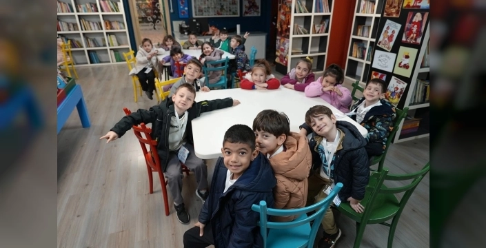 Maltepe'de miniklerin kütüphane buluşması coşkuyla gerçekleşti