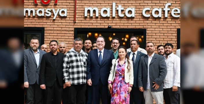 Manisa'da Romanlar Günü coşkusu: Eşitlik ve dayanışma vurgusu yapıldı