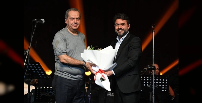 Manisa'da ustaların anıldığı 'Saygı Konseri' sanatseverlerle buluştu