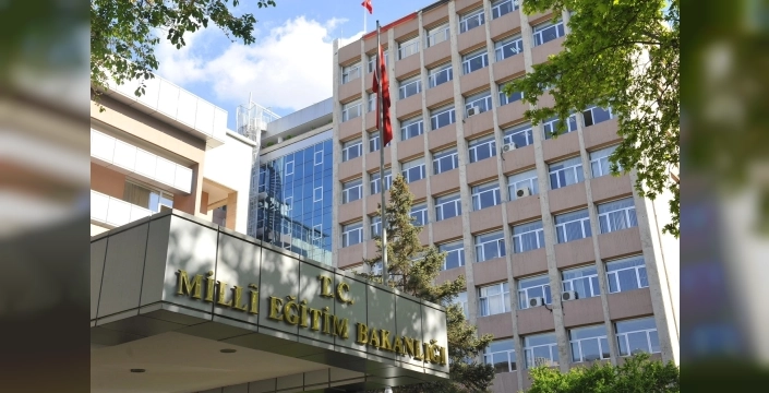 MEB'den izinsiz okullara giden öğrencilere yönelik sıkı denetim