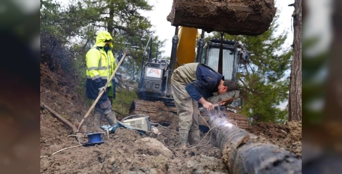 Mersin'de içme suyu hattına hızlı müdahale ile su kesintisi sona erdi