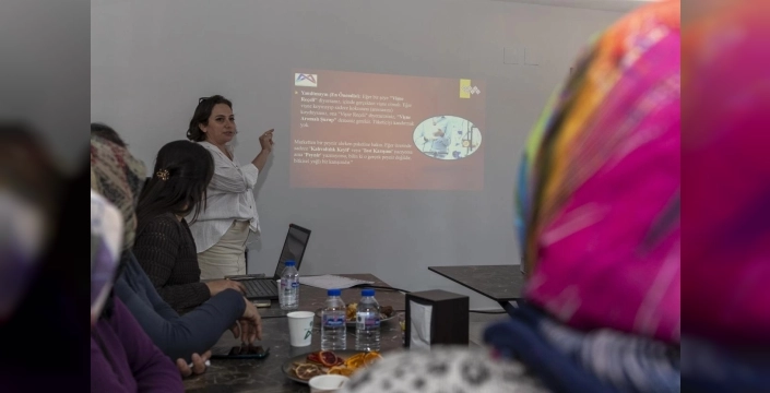 Mersin'de üretici kadınlara gıda güvenliği ve mevzuata uygunluk eğitimiyle destek
