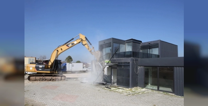 Nilüfer'de kaçak yapılar tek tek yıkılıyor!