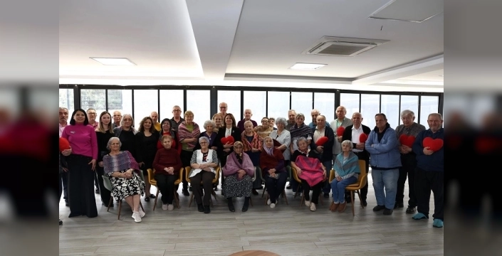 Nilüferli kadınlardan huzurevi sakinlerine destek projesi