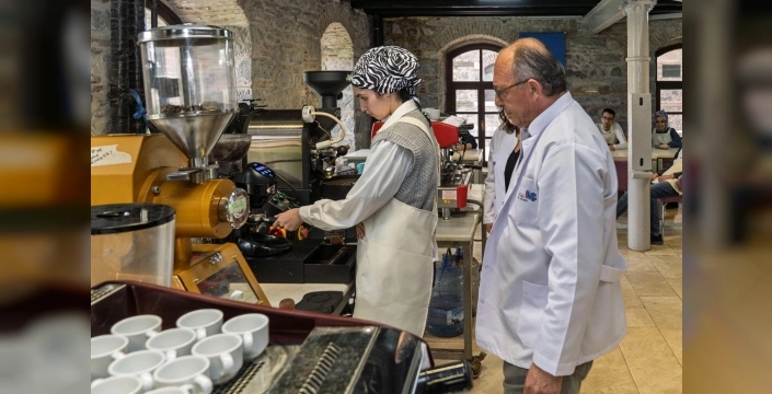 Otizmli Gençler İzmir'de Barista Yetişiyor: İstihdam Fırsatları Açılıyor