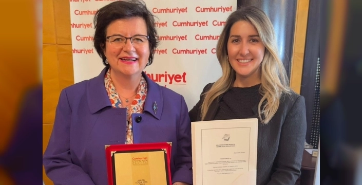 Pfizer, Türkiye'de bilimsel eğitime katkı ödülünü kazandı