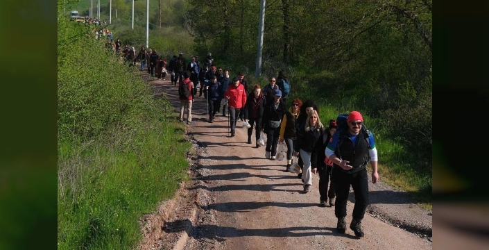 Sakarya'da bahar, doğa yürüyüşleriyle canlandı