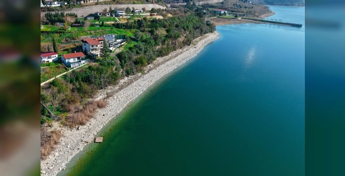 Sapanca Gölü'nde kaçak iskele temizliği için ikinci etap başladı