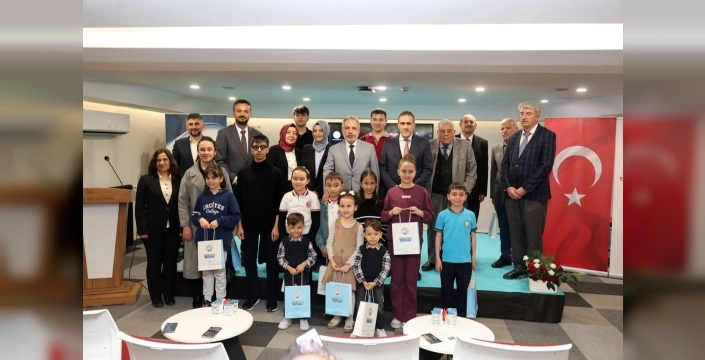 Talas'ta kitap kurtlarına ödüller verildi