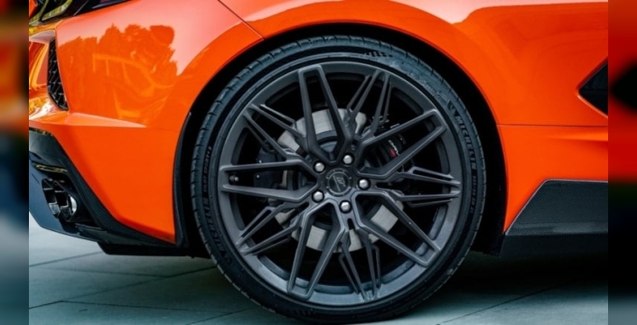 Tek bir hata lüks otomobil devi General Motors'u durdurdu: Corvette C8 satışları askıya alındı!