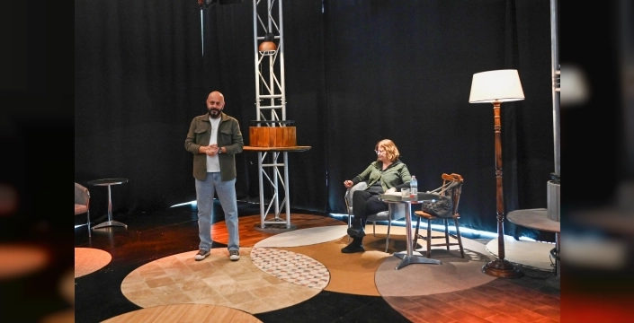 Tiyatro tarihinin derinlikleri Bornova’da mercek altına alındı