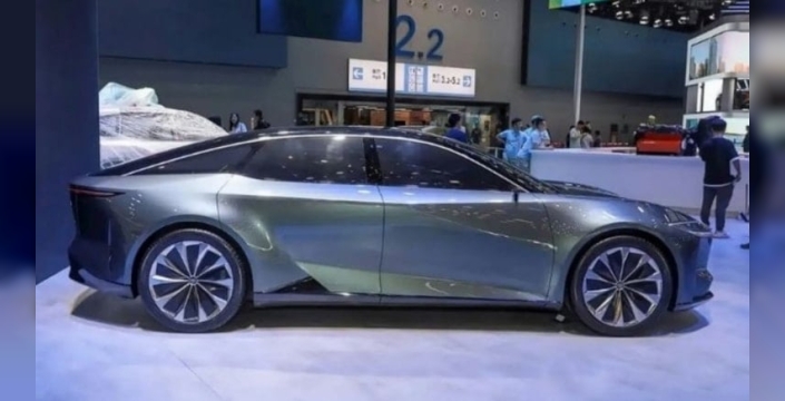 Toyota'nın yeni elektrikli sedanı bZ7, 1 saatte 3 bin siparişle rekor kırdı