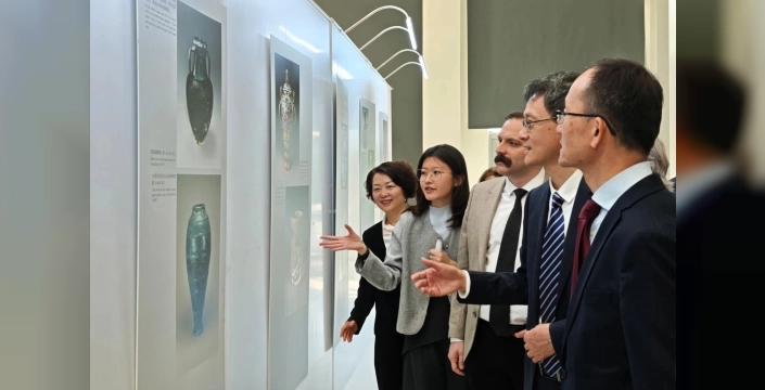 Türkiye-Çin diplomatik ilişkilerinin 55. yılına özel sergi açıldı