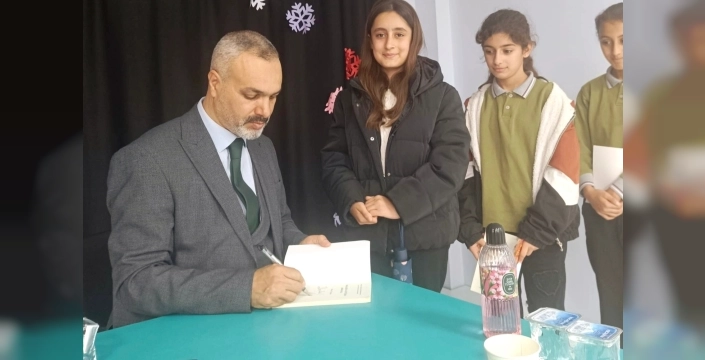 Veysel Karani Ortaokulu'nda başarıya giden yolda arkadaşlığın sırları çözüldü