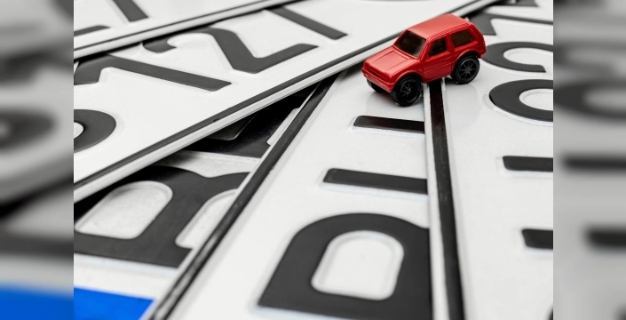 Yanlış basılan araç plakaları artık ücretsiz değişiyor: Yeni dönem başladı!