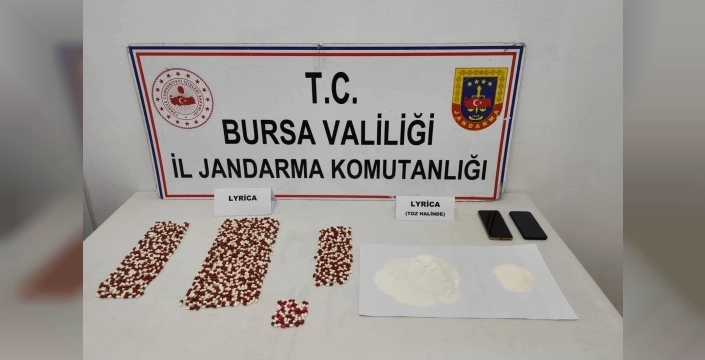 Yenişehir'de zehir tacirlerine darbe: Binlerce hap ve toz madde ele geçirildi