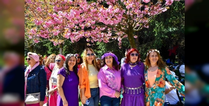 Ankaralı kadınlar baharı Sakura Şenliği ile coşkuyla karşıladı