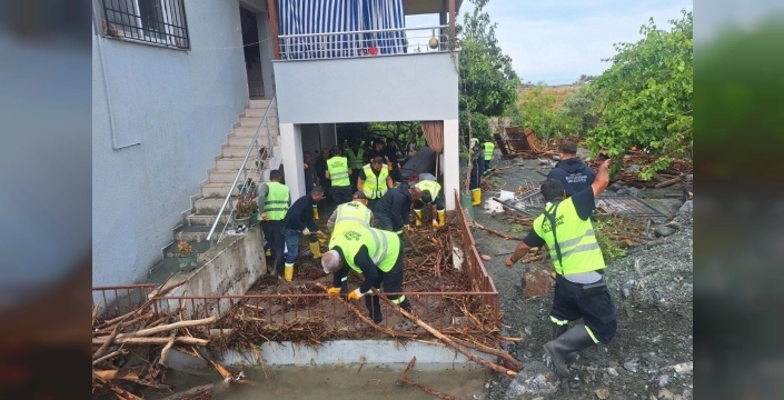Bakan Çiftçi, Hatay'daki sel felaketiyle ilgili son durumu paylaştı