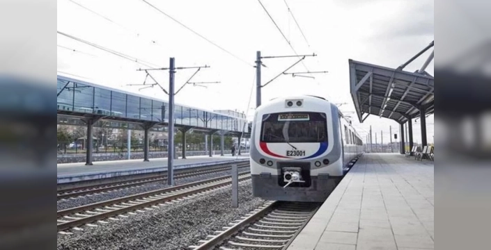 Başkent'te tren seferleri geçici olarak aksayacak: Etimesgut Havaalanı bağlantı yolu çalışmaları hız kesmeden devam ediyor