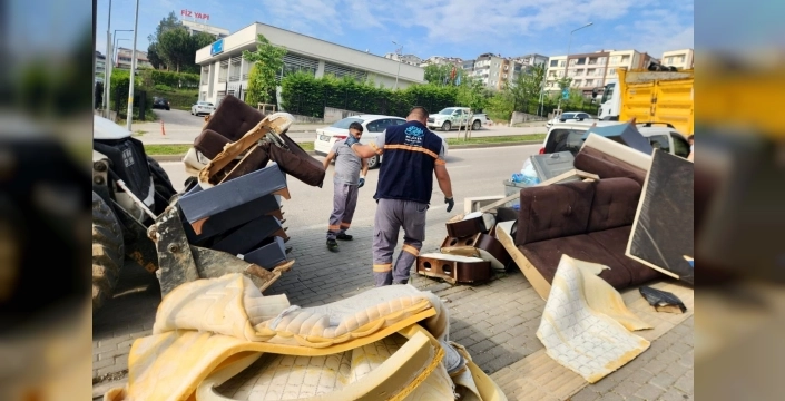 Bayramda temizlik ve hijyen nöbeti: Nilüfer Belediyesi sahada