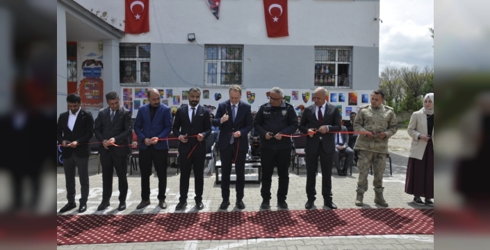 Bulanık'ta TÜBİTAK 4006 Bilim Fuarı heyecanı yaşandı