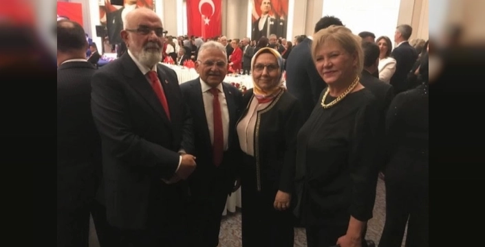 Büyükkılıç'tan 19 Mayıs coşkusu: Gençlik Türkiye'nin geleceğidir