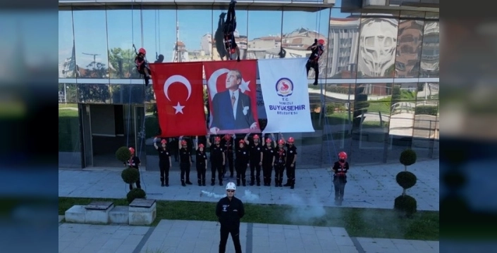 Denizli'de 19 Mayıs ruhu, nefes kesen gösteriyle zirveye çıktı