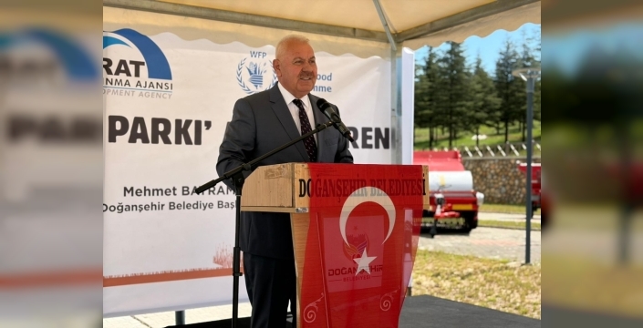 Deprem sonrası Doğanşehir'de tarımı canlandırmak için ortak makineler parkı açıldı