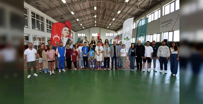 Geleceğin yıldızları Bursa kortlarında parladı