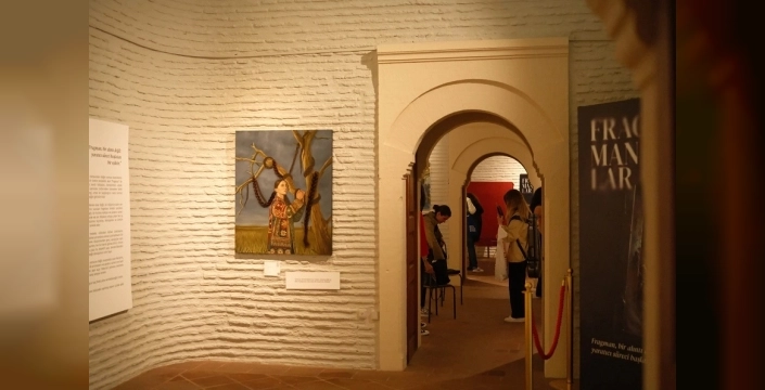 Genç yetenekler 'Fragmanlar' ile sanat dünyasında ilk adımlarını attı
