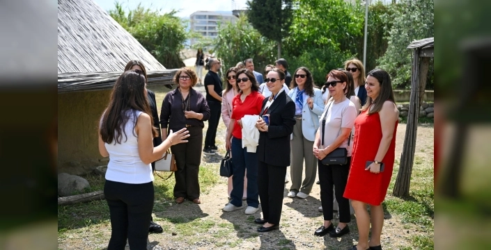 İzmir'de başkan eşleri buluşması: Tarihten teknolojiye uzanan bir keşif yolculuğu