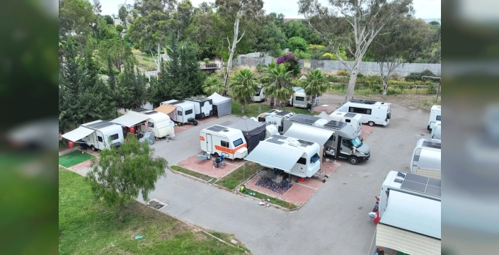Karavancıların bayram adresi Antalya'da dolup taştı