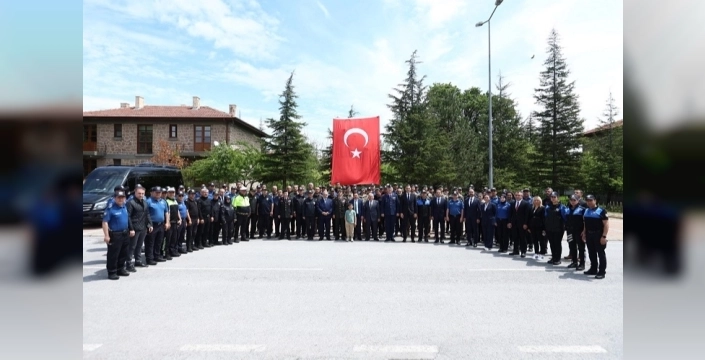 Kayseri Büyükşehir Belediye Başkanı Büyükkılıç'tan bayramda gönül seferberliği