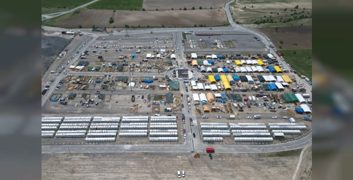 Kayseri Melikgazi'de kurban pazarı için hazırlıklar başladı