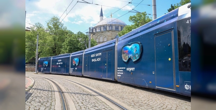 Kocaeli'de tramvaylar su altı dünyasına açıldı