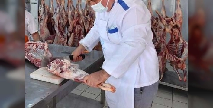 Kurban kesiminde uzman kasapların önemi vurgulandı
