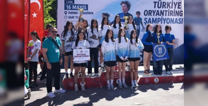 Kütahya Belediyespor, U14 Oryantiring'de Türkiye üçüncüsü oldu